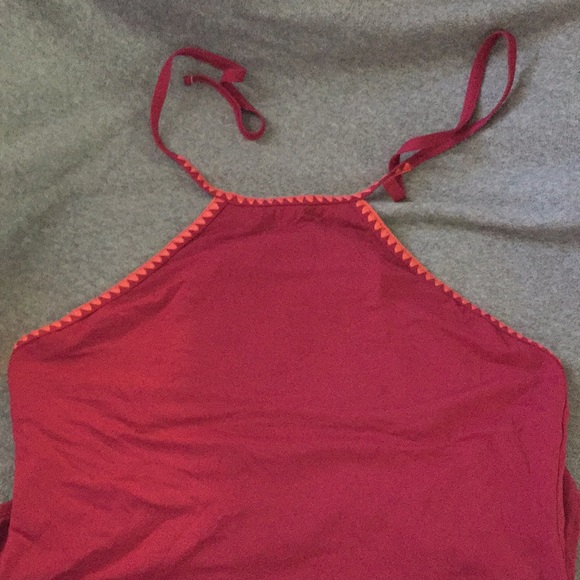 Swimsuit - Picture 3 of 4